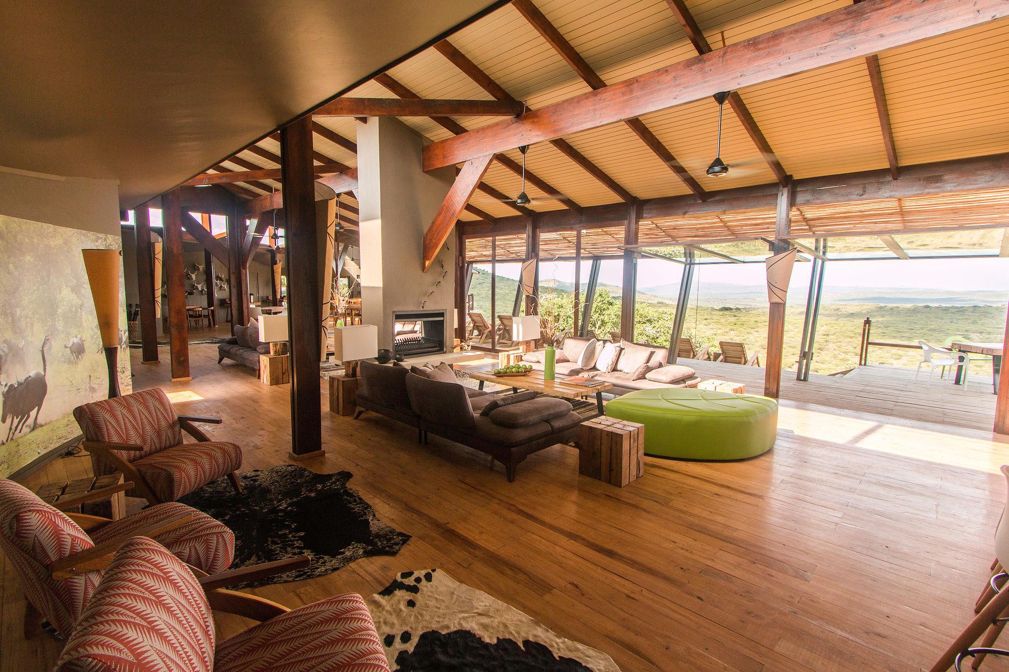 Rhino Ridge Safari Lodge KwaNompondo Bagian luar foto