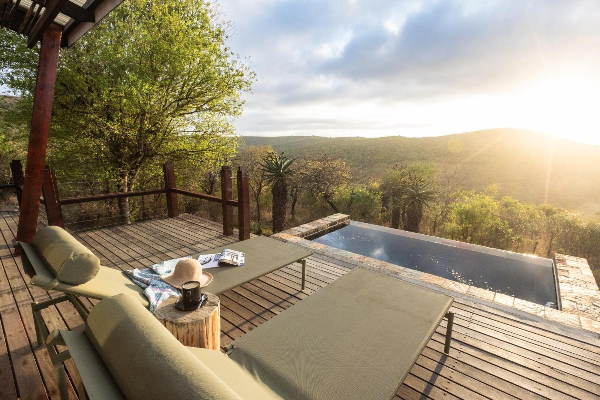 Rhino Ridge Safari Lodge KwaNompondo Bagian luar foto