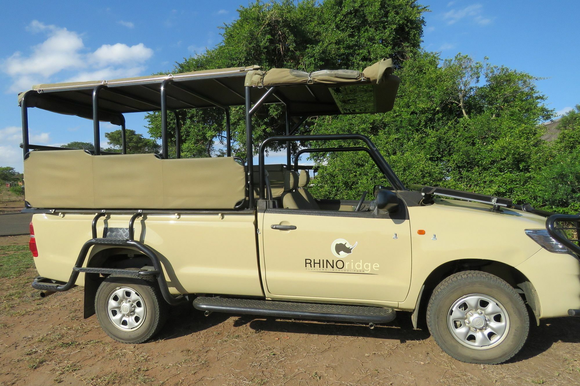 Rhino Ridge Safari Lodge KwaNompondo Bagian luar foto