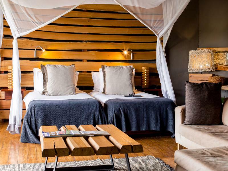 Rhino Ridge Safari Lodge KwaNompondo Bagian luar foto