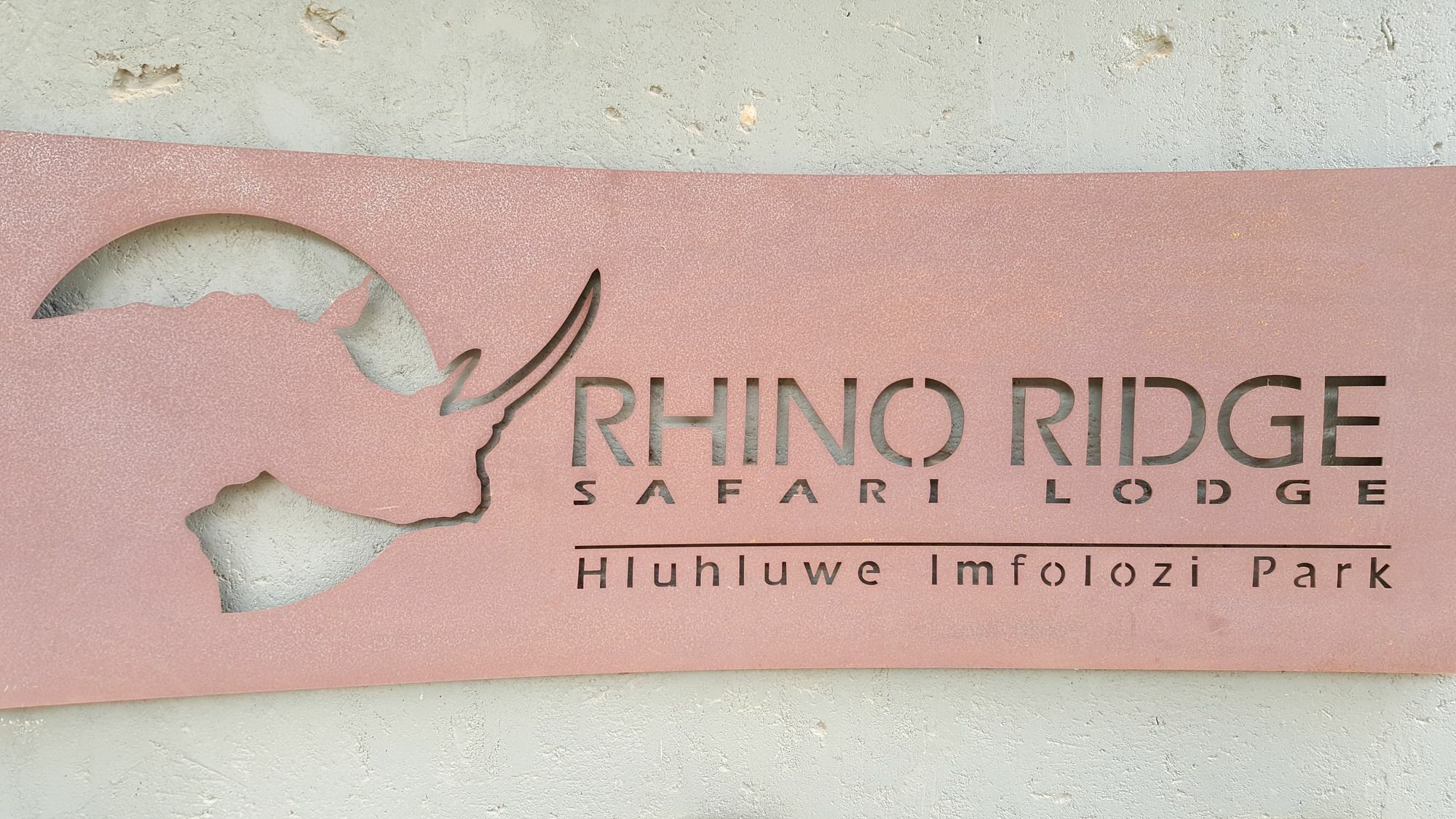 Rhino Ridge Safari Lodge KwaNompondo Bagian luar foto